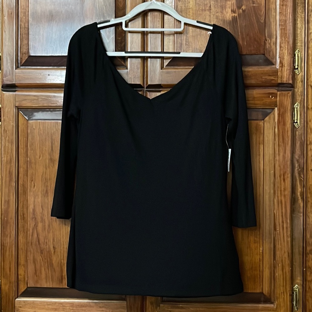 NWT Black Deep V-Neck 3/4 Sleeve Knitted Top